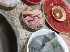 -渝嘴小老弟老火锅(华新村店)