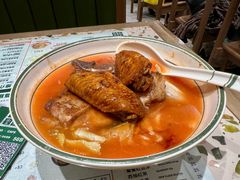番茄汤底鸡翼出前一丁-华嫂冰室(尖沙咀店)