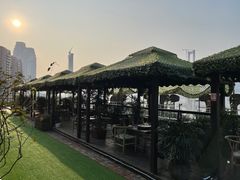 -冰冰龙虾·江湖菜·花园江景餐厅