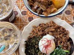 -CowCow其其·牛杂咖啡公司(六运店)