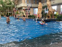 -兴芮温泉度假区