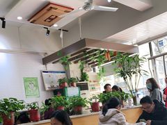 大堂-芳芳餐厅(白沙路店)