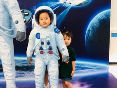 -梦东方未来世界航天主题乐园