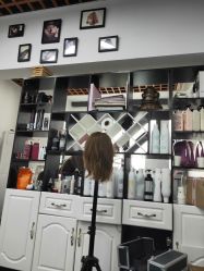 -V8潮牌·接发烫染连锁