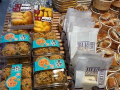 -麦香人家(世贸金街臻选店)