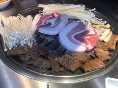 -韩聚屋韩国烤肉餐厅(新北万达店)