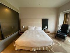 -上海虹桥西郊假日酒店