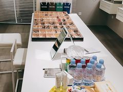 -目艮眼镜SHOWROOM(品牌集合店)