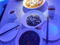 -巴特餐饮6加1音乐餐吧·新疆菜