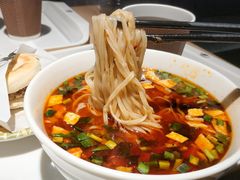 西付岐山臊子面-白起肉夹馍