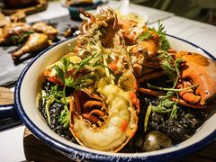 巴塞罗那墨鱼饭配香草黄油波斯顿龙虾-张爱施法式西餐厅(汉街店)
