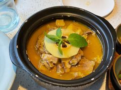 酸木瓜炖牛腩-半山腰·云南菜(侨福芳草地店)