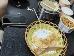 -薛记襄阳香辣牛肉面(平安路店)