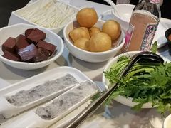 -德林酸菜鱼火锅(南丹店)
