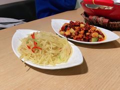 -渝信川菜 · 川味家常菜(财富购物中心店)