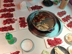 -潮牛岛·潮汕鲜切牛肉自助火锅(无锡首店)