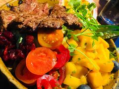 低温慢烤牛肉沙拉-三秋舍·梦幻岛(小西路店)