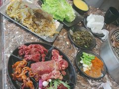 -啊美丽炭火烤肉(滑翔一店)