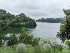 -华凌山庄·隐湖栖