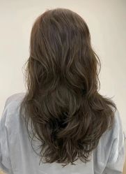 -安蒂护肤造型