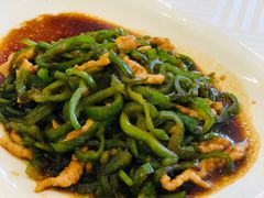 里脊肉青椒丝-怡园饭店-餐厅(四望亭店)