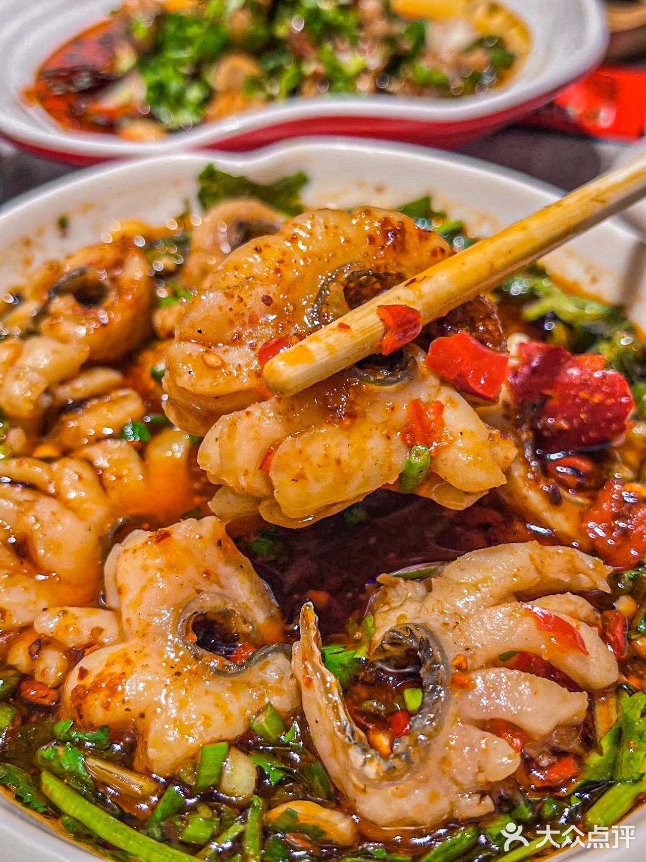 成都城区一到饭点本地人都要去吃的蛙蛙~