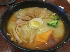 -陕味食族(西小口路店)