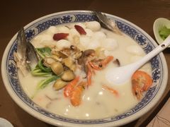 八宝鱼头-山外山菜馆(玉泉路店)