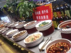 -新艺自助美食城(中山路店)