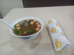 鸭血粉丝汤-鸡鸣汤包(仙林店)