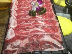 肥牛-三人行骨头王火锅(长寿店)