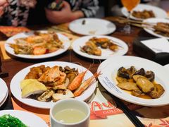 -四海一家自助餐(益田假日广场店)