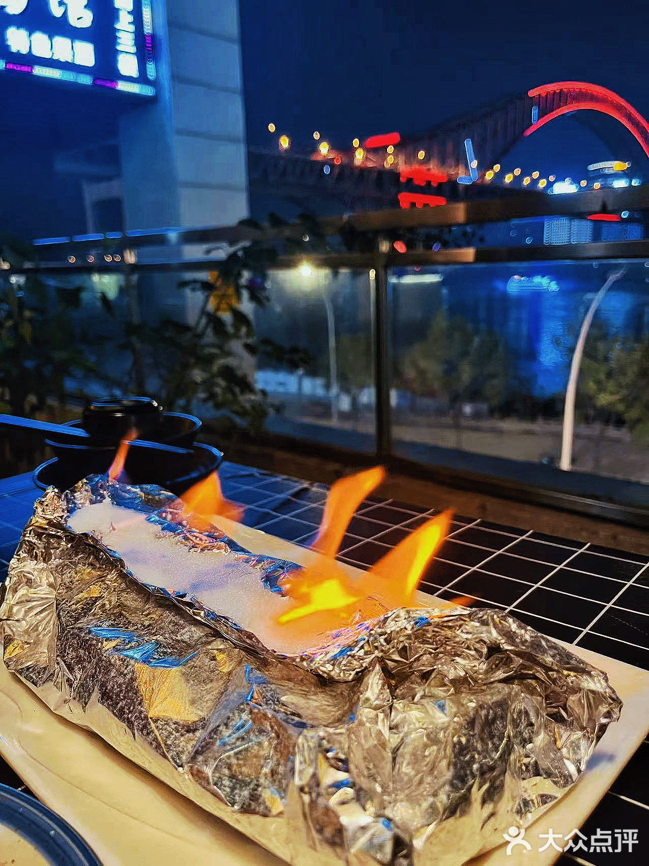 重庆探店｜江湖上的有间小酒馆[加油]