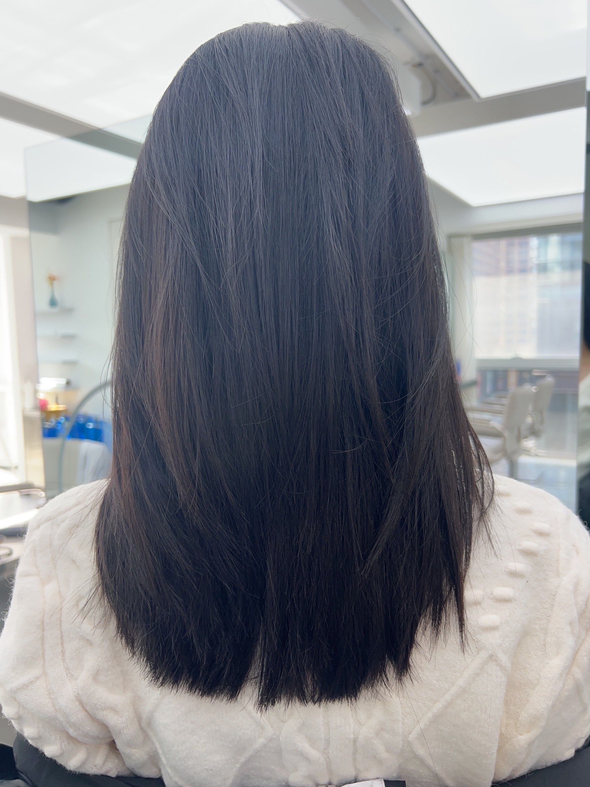 宝子们赶紧去 get 同款吧💕!u 型发尾