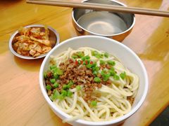 素椒杂酱面-左撇子私房面