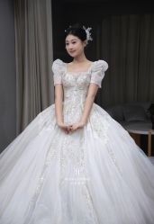 -艾朵婚纱