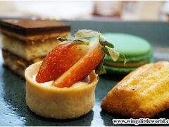 -La Mer Restaurant & Lounge