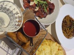 -秀儿家の小确幸融合西餐厅(万达店)
