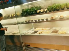-新艺自助美食城(中山路店)