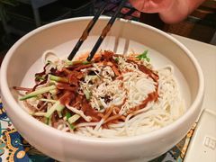 -云海肴·汽锅鸡·云南菜(天山百盛优客店)