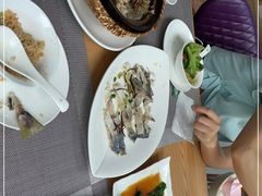 -忆食尚腊味煲仔饭(华南城店)