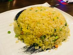 菠萝海鲜炒饭-梓程海鲜大酒家