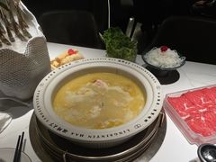 -领鲜天下·焗海鲜·花胶鸡(天目里店)