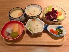 -阿吾罗·月咏精致日料(港汇恒隆广场店)