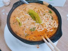 -小街曹师傅砂锅麻辣烫(亚泰大街店)