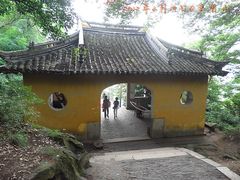 -灵岩山风景区