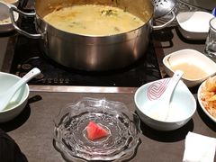 -捞王锅物料理(上海世茂广场店)