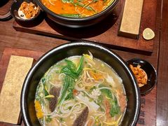 -银米·云南传统过桥米线(双廊黑金冠店)