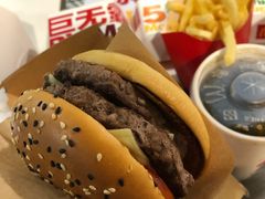 -麦当劳(东方时代广场分店)