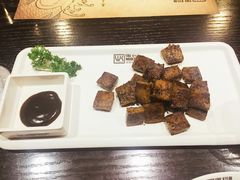 乾坤雪牛方-HIHE Bistro·Oyster Bar(华熙live店)